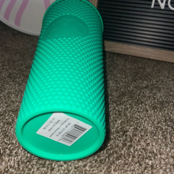 Studded Starbucks tumbler - Picture 2 of 2